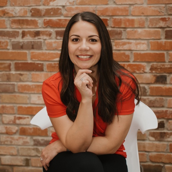 Meet your Seller/Buyer, Tracie - Picture 5 of 5